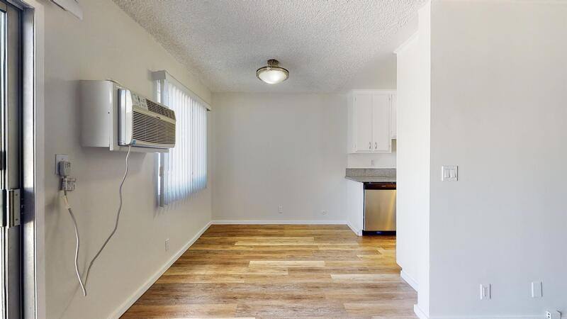 Apartment for rent at 425 N Hobart Blvd #207, Los Angeles, CA 90004