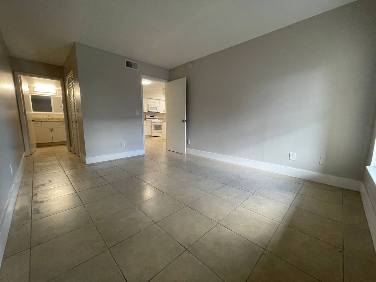 Condo for rent at 5323 Summerlin Rd, Fort Myers, FL 33919