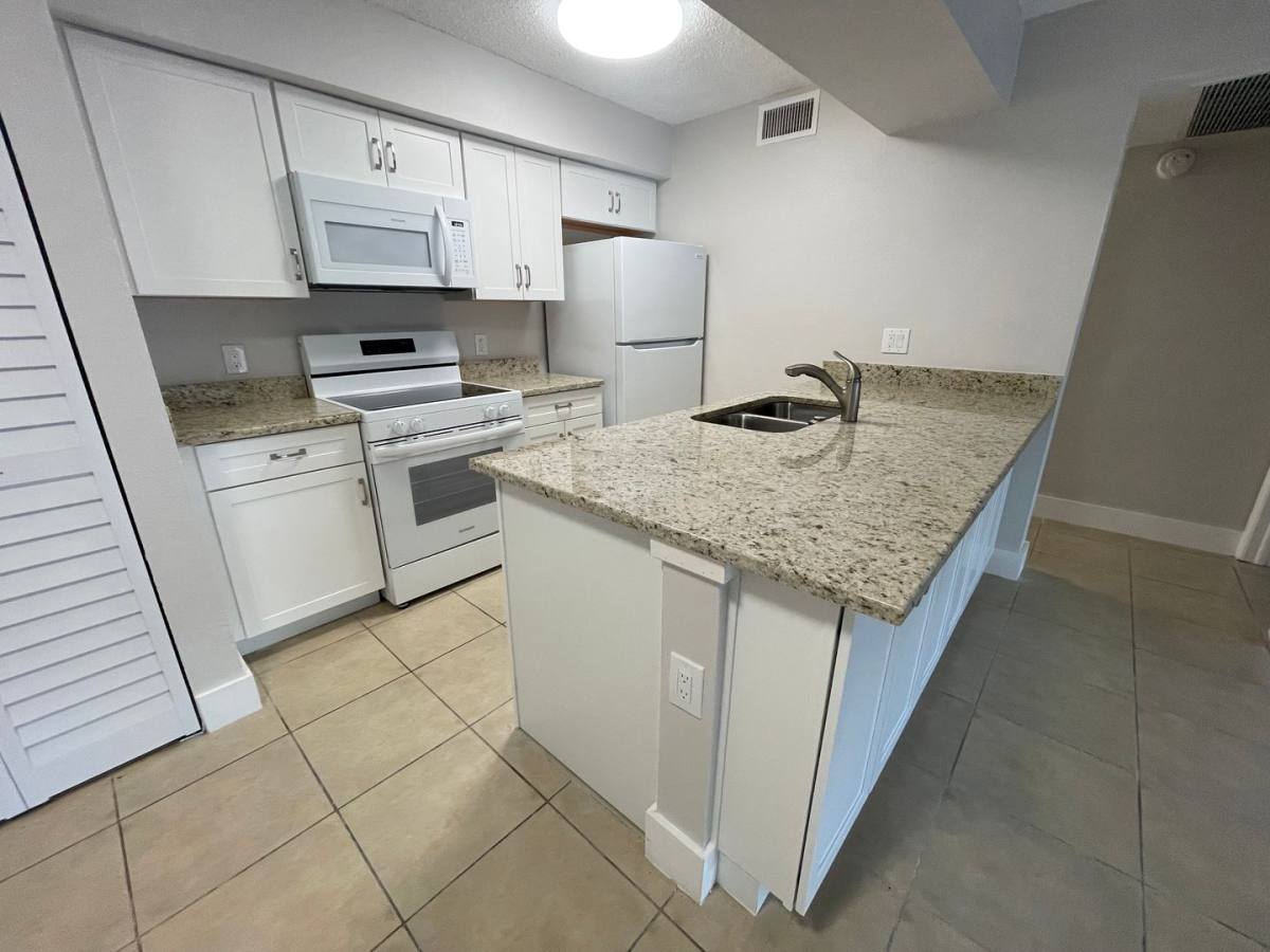 Condo for rent at 5323 Summerlin Rd, Fort Myers, FL 33919