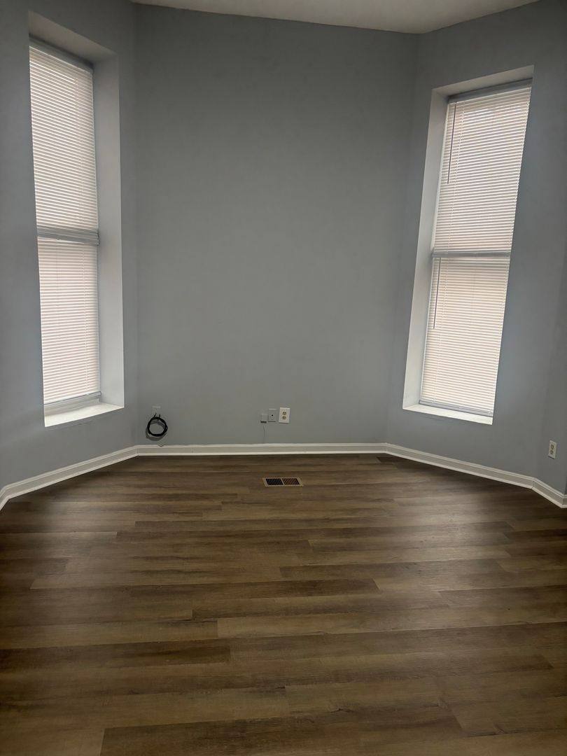 Apartment for rent at 2412 W Muhammad Ali Blvd, Louisville, KY 40212