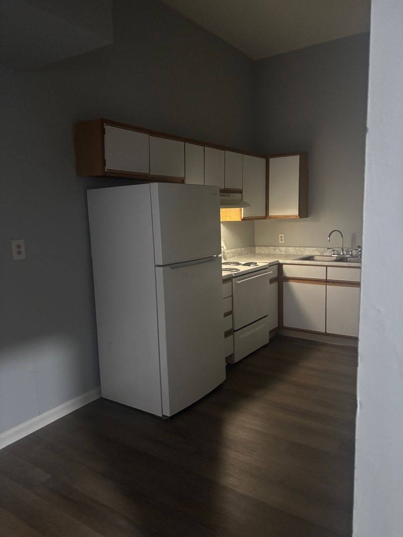 Apartment for rent at 2412 W Muhammad Ali Blvd, Louisville, KY 40212