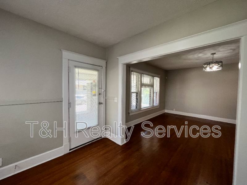 House for rent at 22 E Parkview Ave, Indianapolis, IN 46201