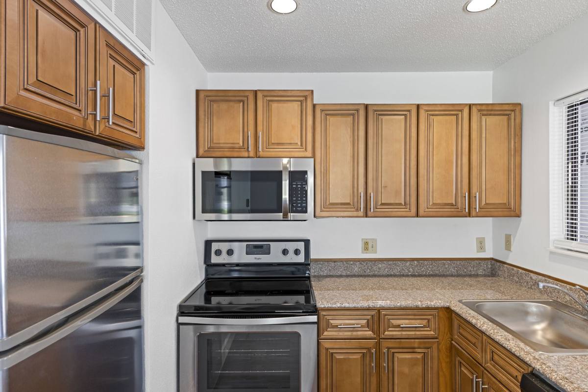 Apartment for rent at 1500 E Kilgore Rd, Kalamazoo, MI 49001