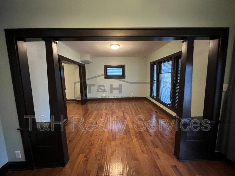 House for rent at 932 E Morris St, Indianapolis, IN 46203