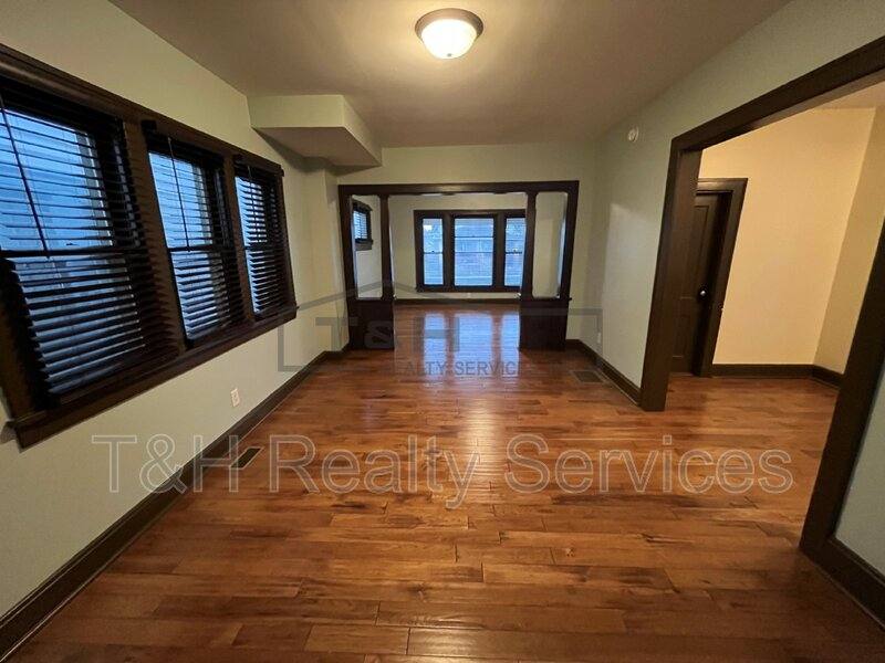 House for rent at 932 E Morris St, Indianapolis, IN 46203