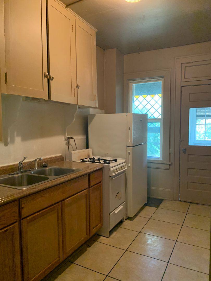 Apartment for rent at 741 S Ave, Springfield, MO 65806