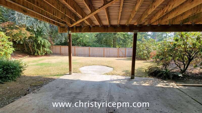 House for rent at 820 172nd Ave NE, Bellevue, WA 98008