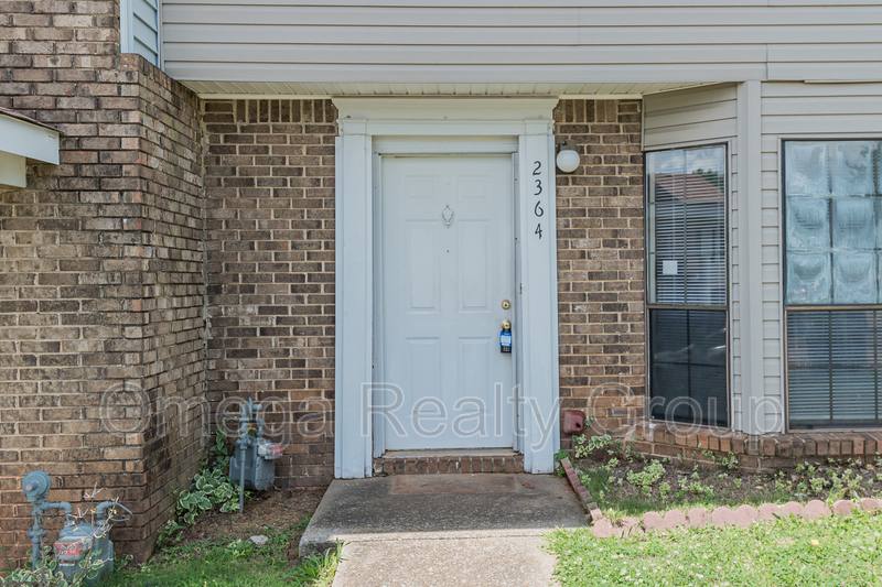 Townhouse for rent at 2364 Grayson Valley Circle, Birmingham, AL 35235