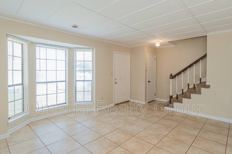 Townhouse for rent at 2364 Grayson Valley Circle, Birmingham, AL 35235