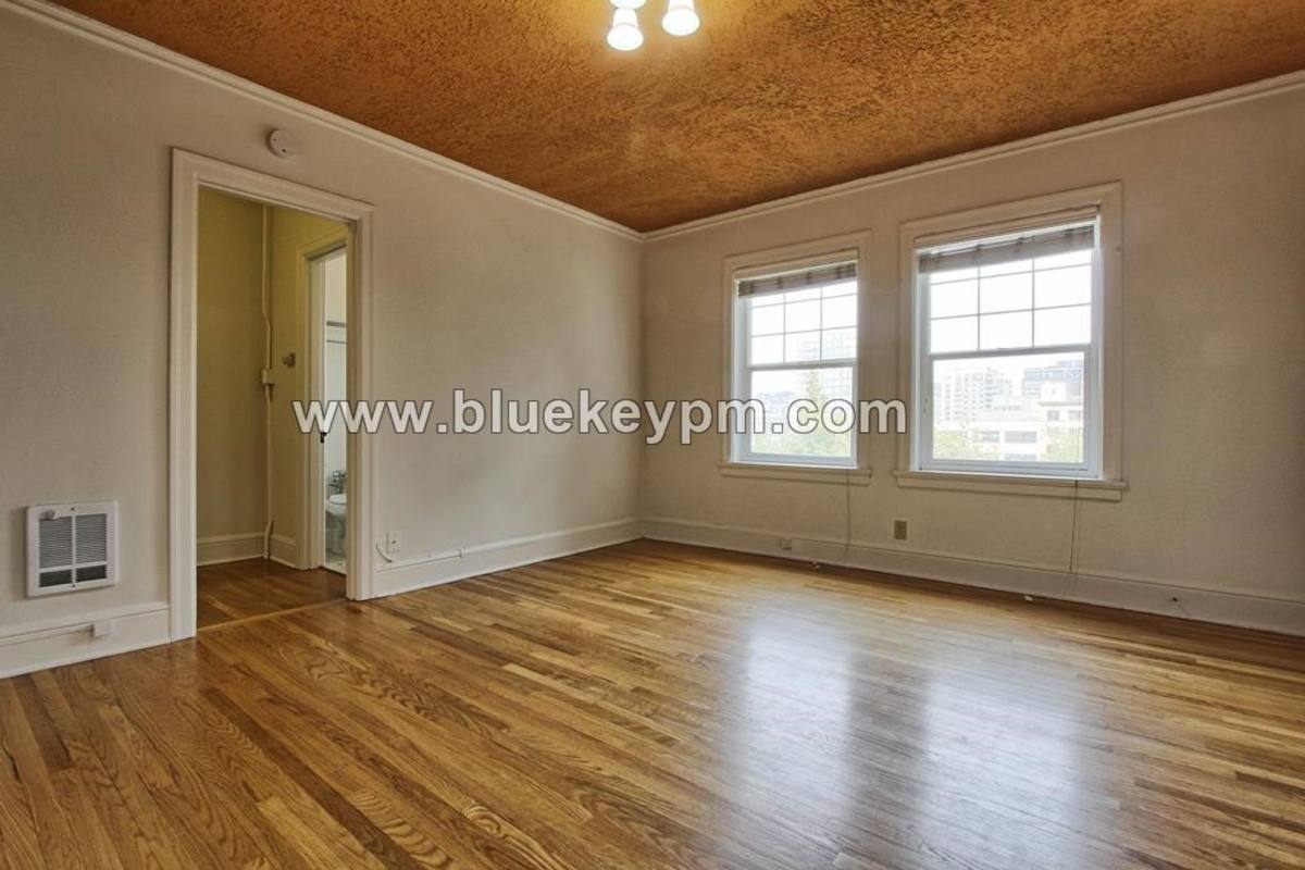 Condo for rent at 20 NW 16th Ave, Portland, OR 97209