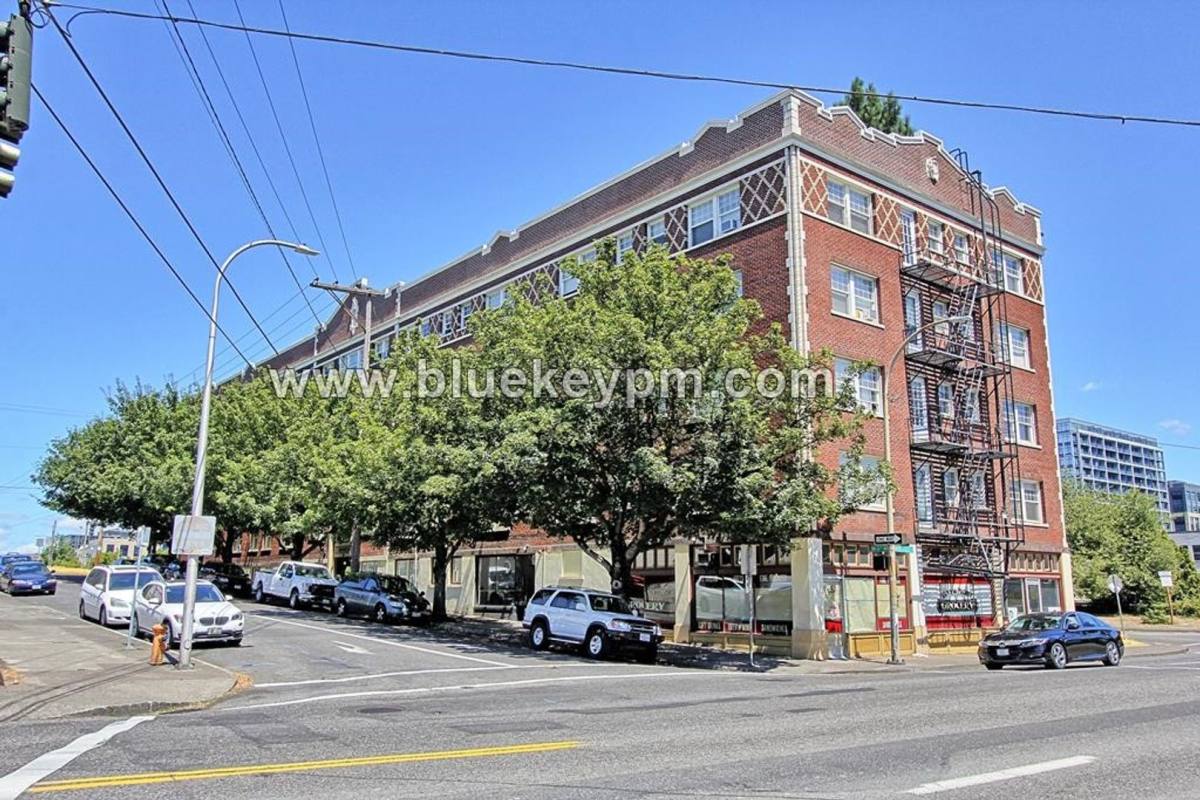 Condo for rent at 20 NW 16th Ave, Portland, OR 97209