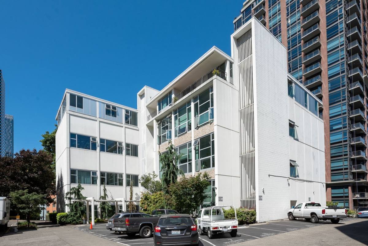 Condo for rent at 1000 Union St, Seattle, WA 98101