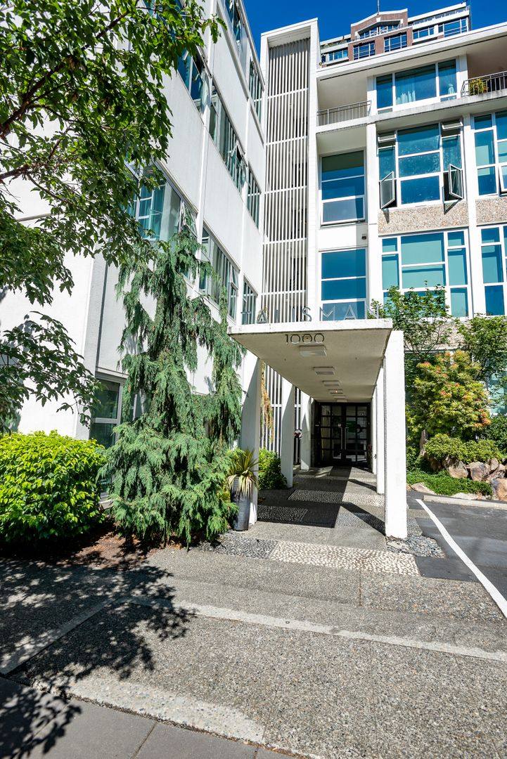 Condo for rent at 1000 Union St, Seattle, WA 98101