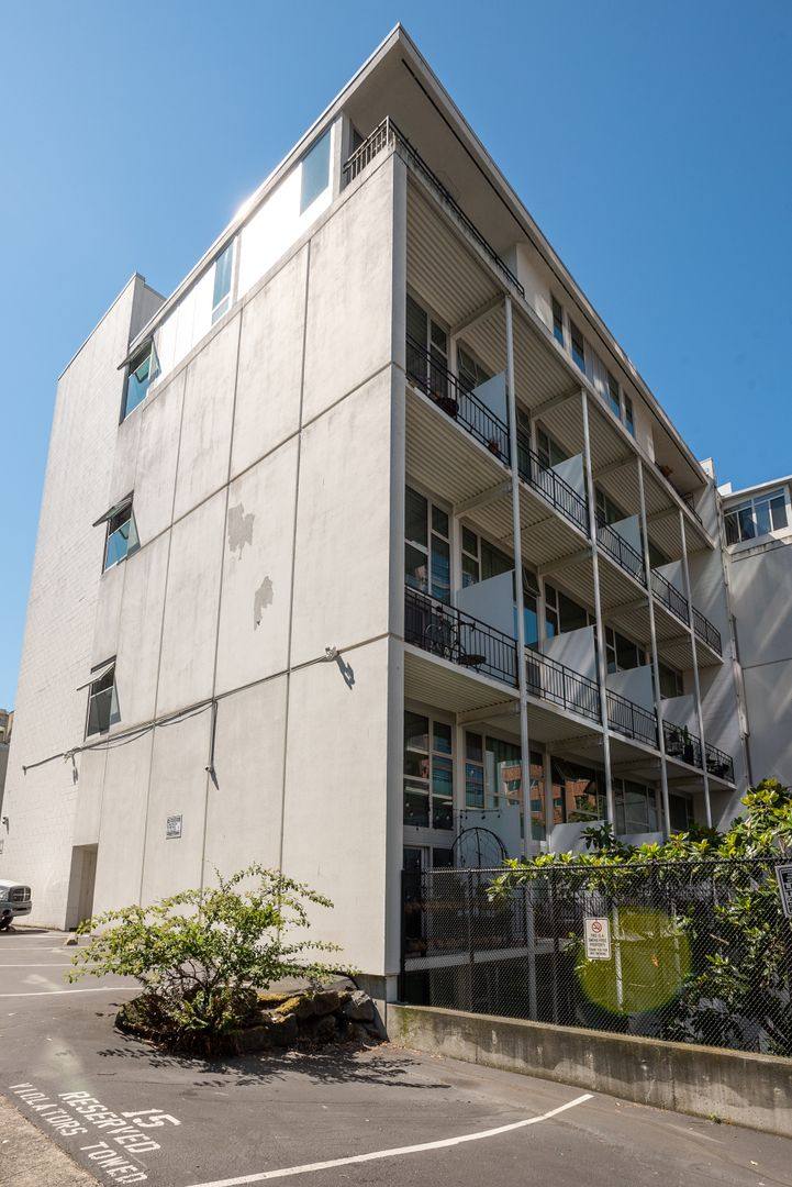 Condo for rent at 1000 Union St, Seattle, WA 98101