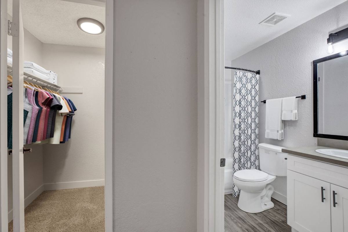 Apartment for rent at 5737 Angelina Ave, Carmichael, CA 95608