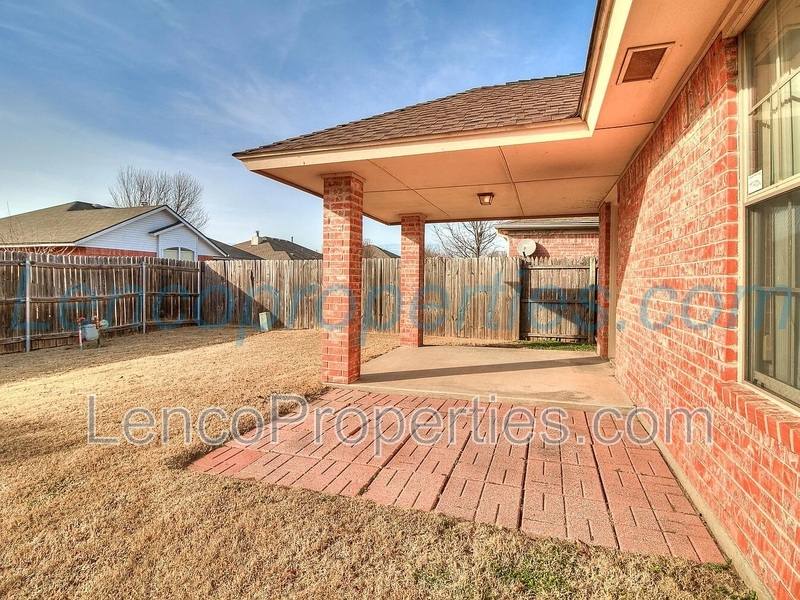 House for rent at 1716 Briarcreek, Norman, OK 73071