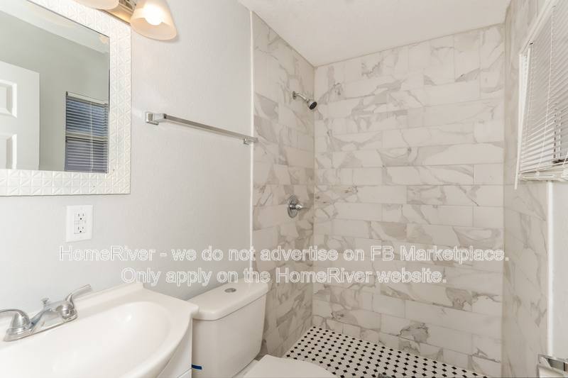 House for rent at 705 W 9th St, Lakeland, FL 33805