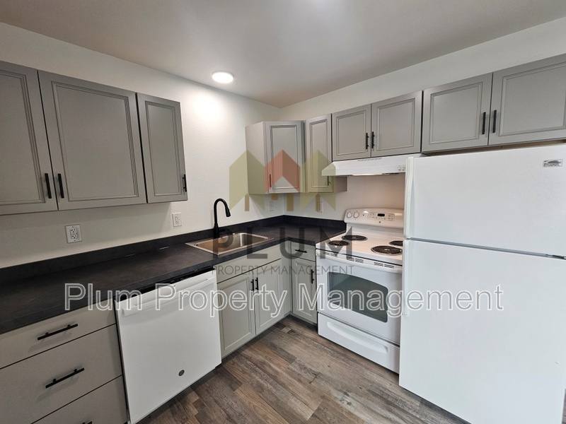 Apartment for rent at 2340 Fairview Ave #2, Missoula, MT 59801
