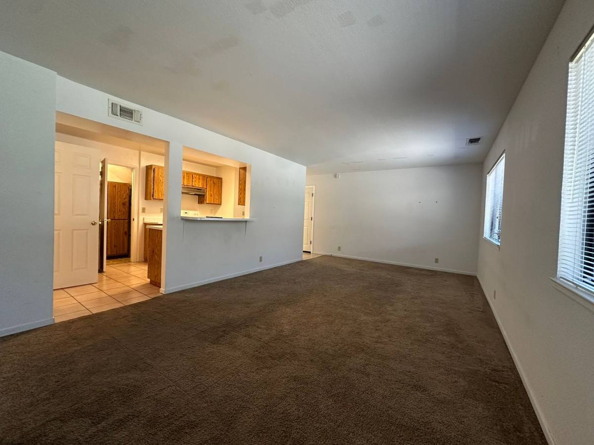 Apartment for rent at 3337-3339 La Canada Dr, Shingle Springs, CA 95682