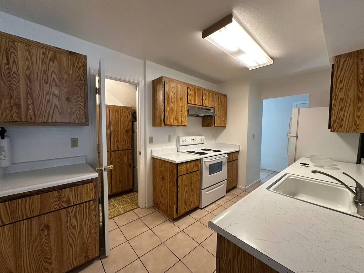 Apartment for rent at 3337-3339 La Canada Dr, Shingle Springs, CA 95682