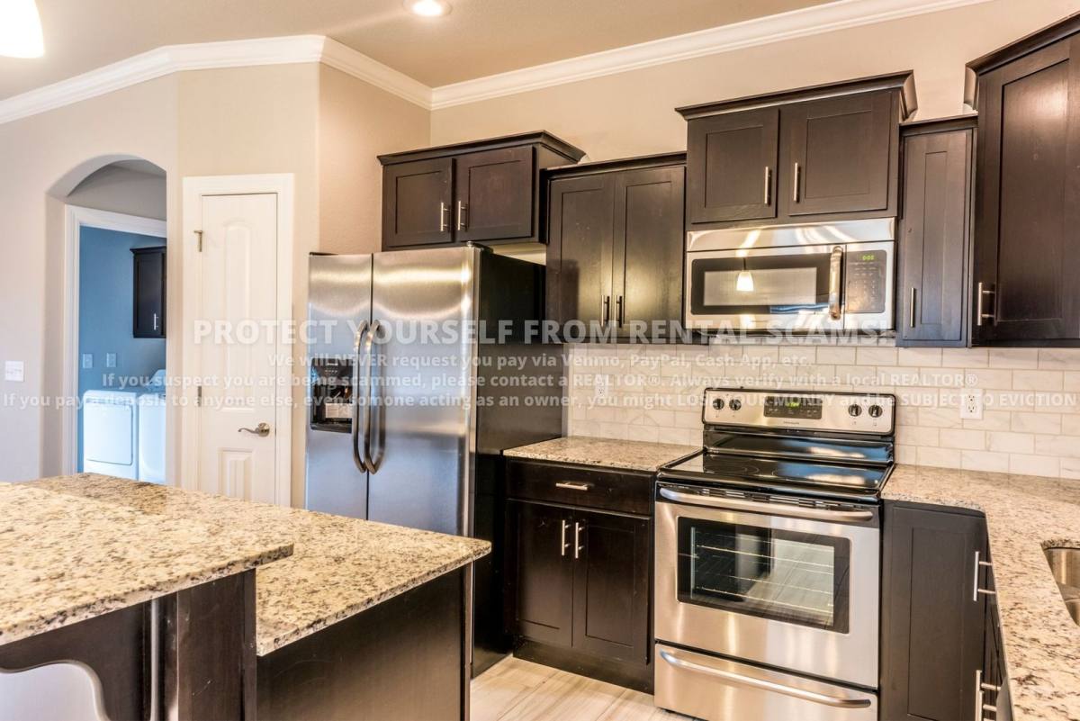 House for rent at 4765 W Wales Dr, Fayetteville, AR 72704