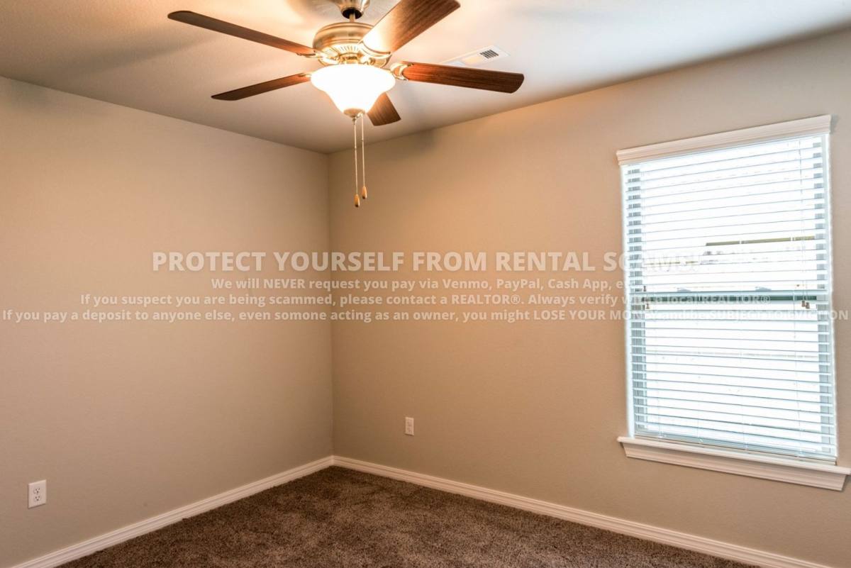 House for rent at 4765 W Wales Dr, Fayetteville, AR 72704