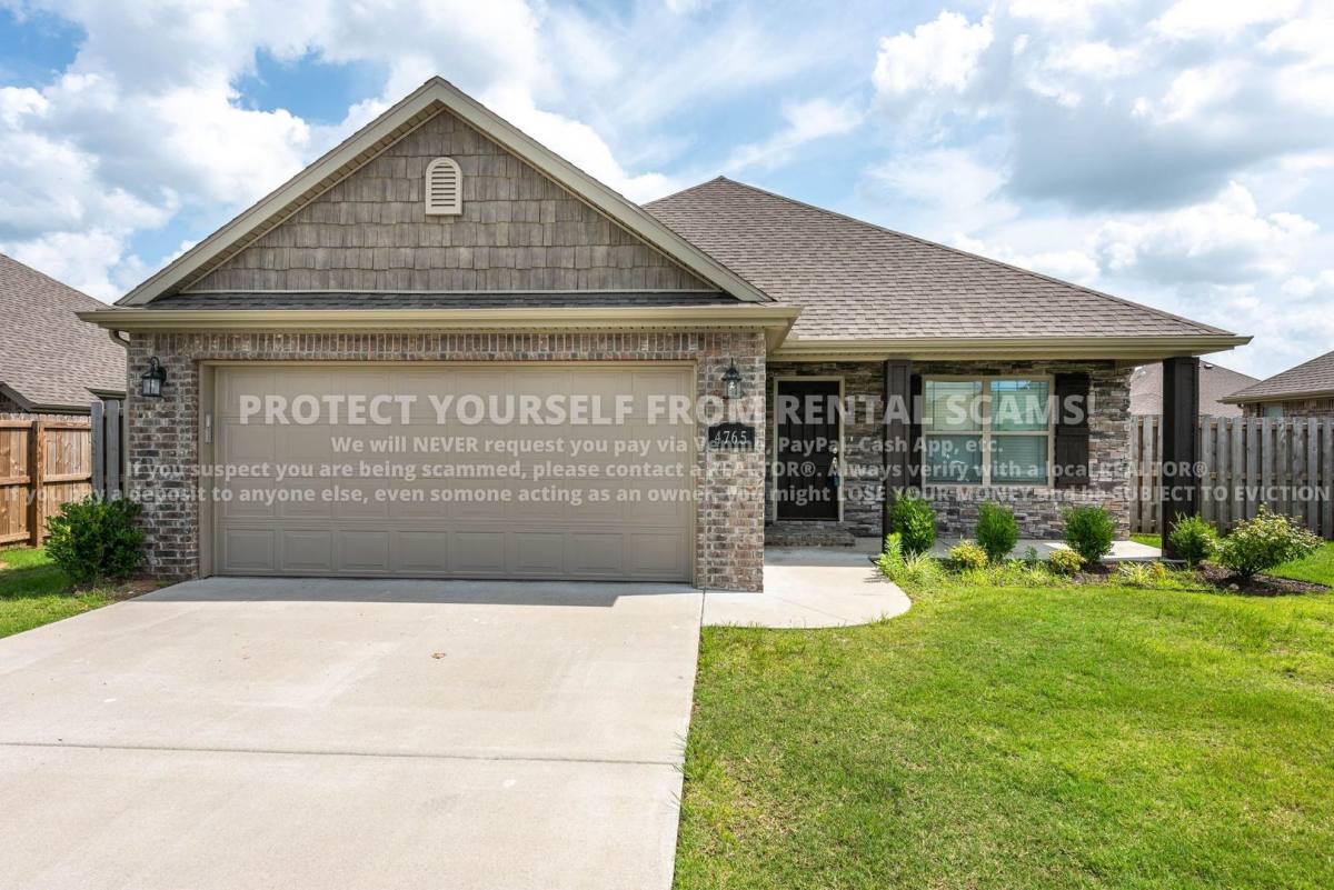 House for rent at 4765 W Wales Dr, Fayetteville, AR 72704