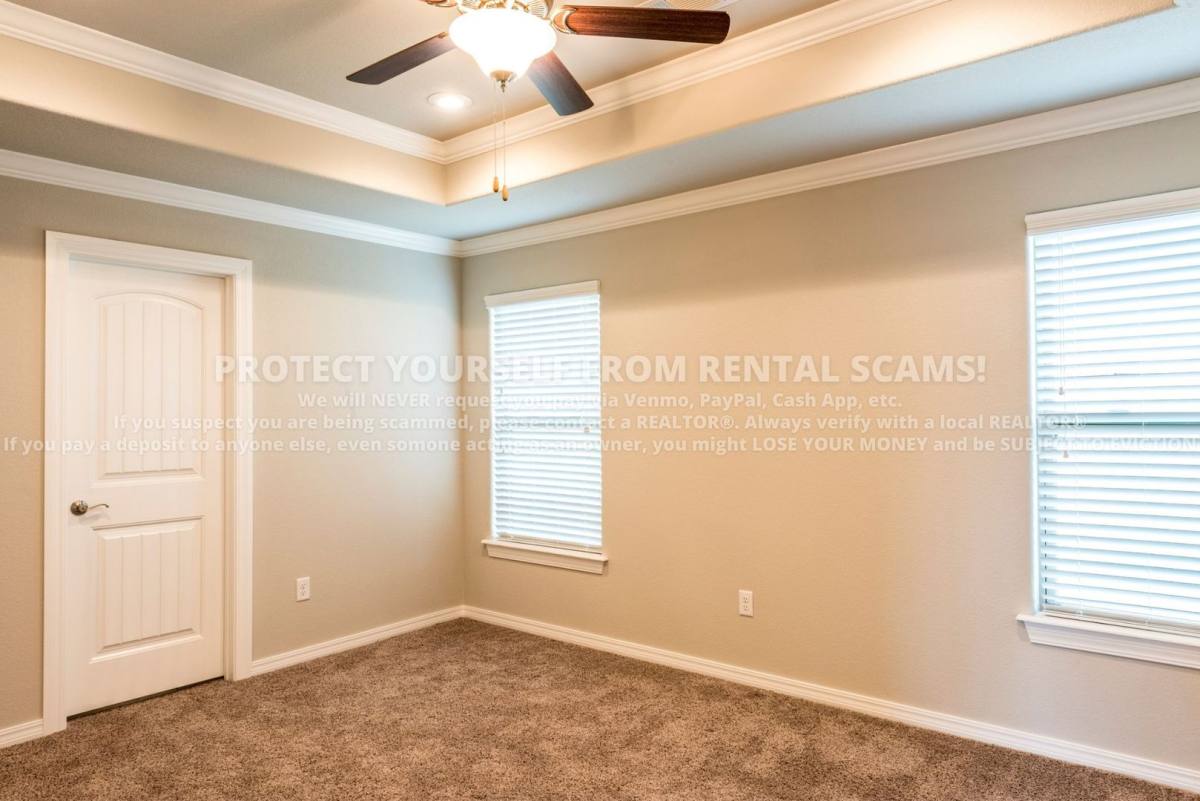 House for rent at 4765 W Wales Dr, Fayetteville, AR 72704