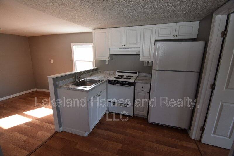 1060 1 2 E Wabash St, Bartow, FL 33830 - Apartment for Rent - Image 9