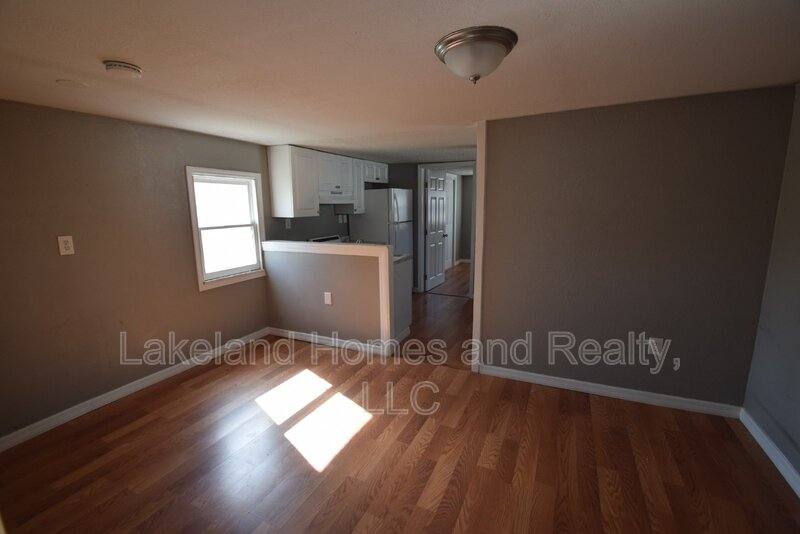 1060 1 2 E Wabash St, Bartow, FL 33830 - Apartment for Rent - Image 4
