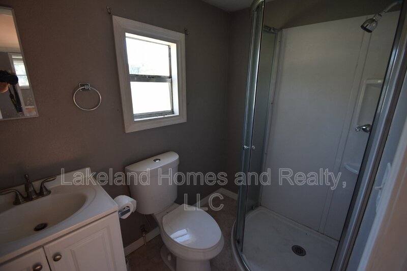 1060 1 2 E Wabash St, Bartow, FL 33830 - Apartment for Rent - Image 7