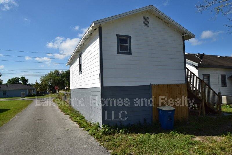 Apartment for rent at 1060 1 2 E Wabash St, Bartow, FL 33830