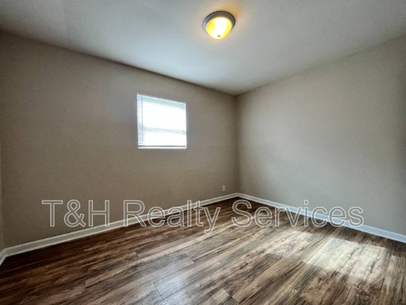 Apartment for rent at 4924 Farrington Ave, Indianapolis, IN 46201