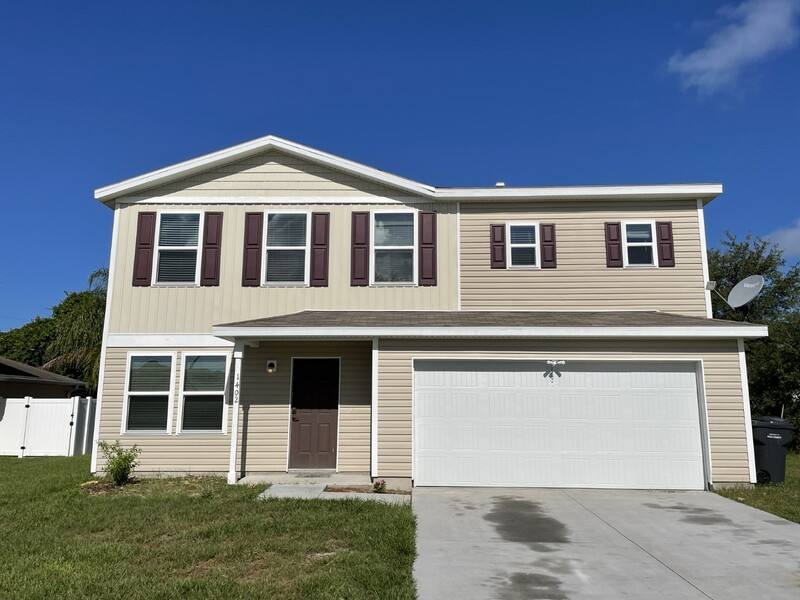 House for rent at 1402 Kissimmee Court, Kissimmee, FL 34759