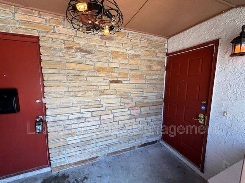 Townhouse for rent at 517 Carambola Ave, Altamonte Springs, FL 32714