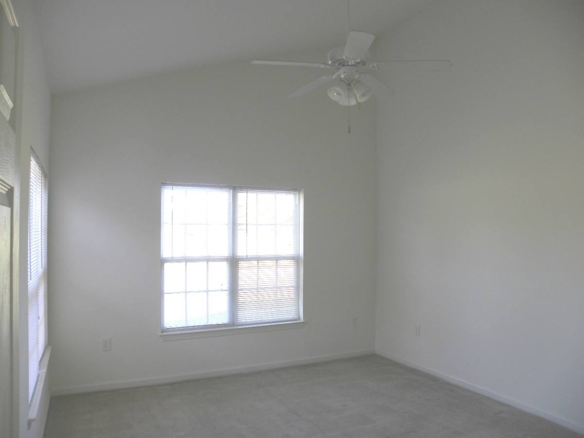 Townhouse for rent at 213 Eucalyptus, Wilmington, NC 28412