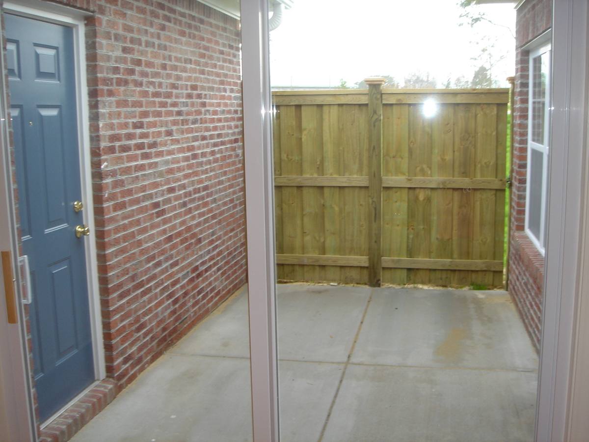 Townhouse for rent at 213 Eucalyptus, Wilmington, NC 28412