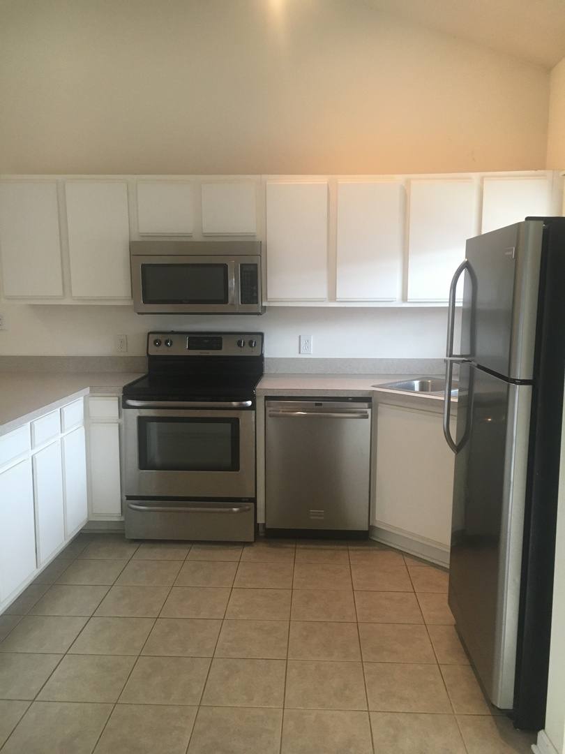 Townhouse for rent at 213 Eucalyptus, Wilmington, NC 28412