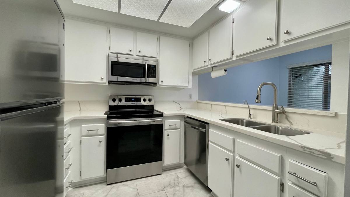 Condo for rent at 425 E Rice Ranch Rd, Santa Maria, CA 93455