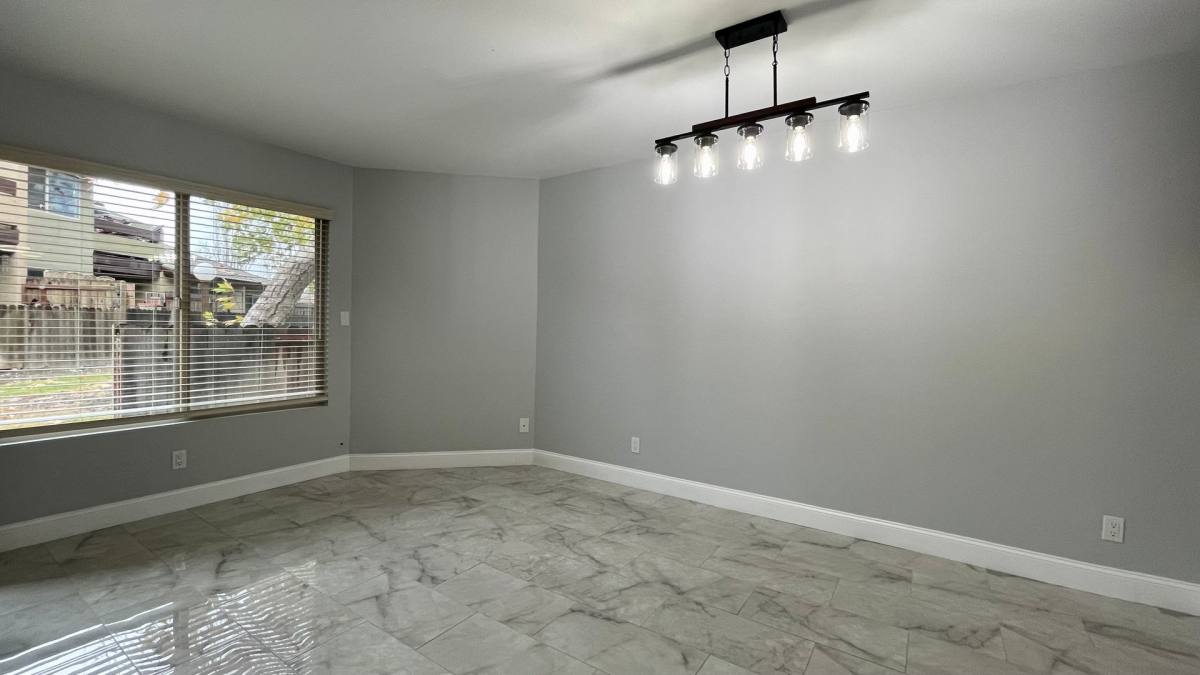 Condo for rent at 425 E Rice Ranch Rd, Santa Maria, CA 93455