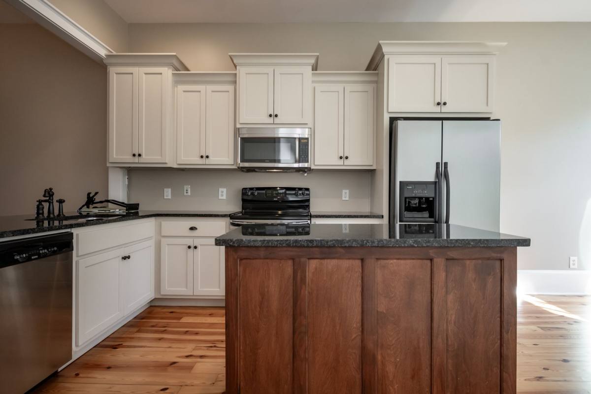 Townhouse for rent at 83 Charter Oak Dr, Athens, GA 30607