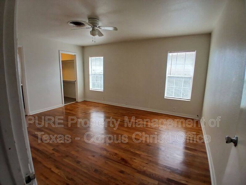 Apartment for rent at 5002 Bevly Dr #A, Corpus Christi, TX 78411