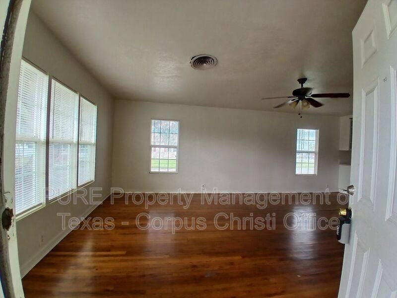 Apartment for rent at 5002 Bevly Dr #A, Corpus Christi, TX 78411