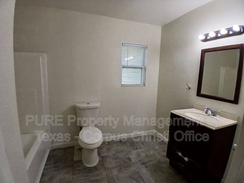 Apartment for rent at 5002 Bevly Dr #A, Corpus Christi, TX 78411