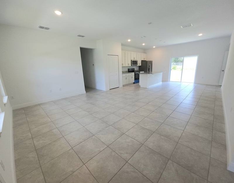 House for rent at 2117 W Swanson Dr, Dunnellon, FL 34434