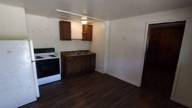 Apartment for rent at 2223 N Water St Extension - W07, Uhrichsville, OH 44683