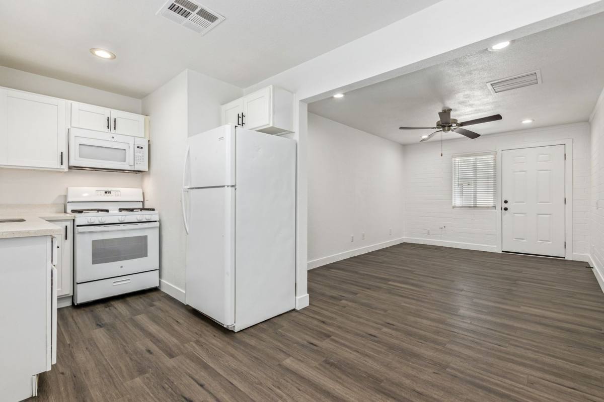 Apartment for rent at 2539 W Pierson St, Phoenix, AZ 85017