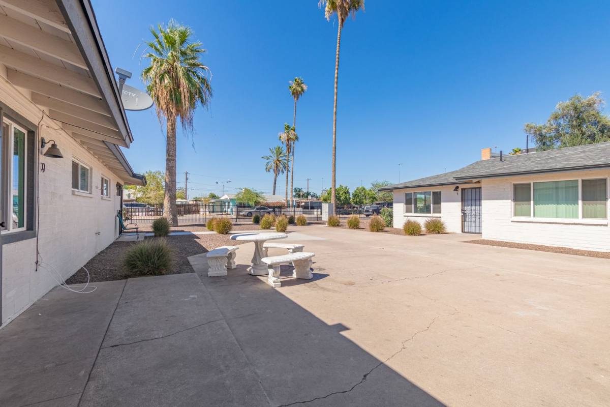 Apartment for rent at 2539 W Pierson St, Phoenix, AZ 85017