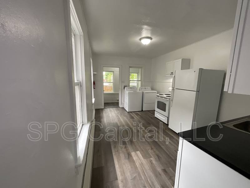 House for rent at 626 S Queen St, York, PA 17403