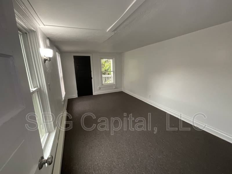 House for rent at 626 S Queen St, York, PA 17403